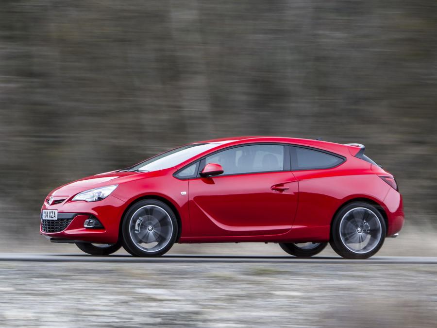 Vauxhall Astra GTC Turbo 2013 года  (фото 9 из 13)